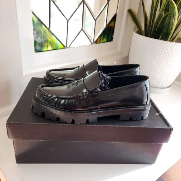 Massimo Dutti Leather Loafers with Track Sole - Picture 2 of 10